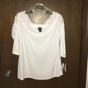 Women’s blouse/top